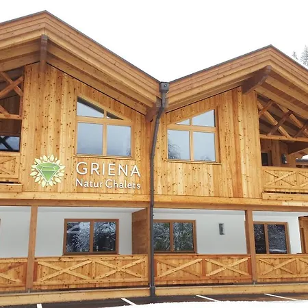 Griena Naturchalets **** מאיירהופן